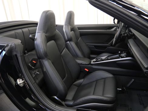 Used 2024 Porsche 911 Carrera S image 24