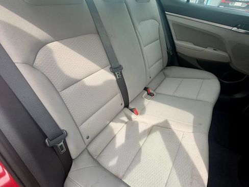 Used 2020 Hyundai Elantra SEL FWD image 16