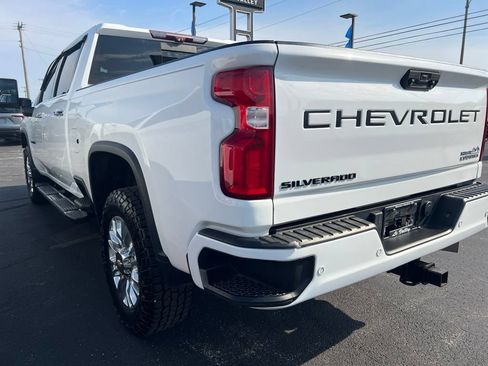 Used 2020 Chevrolet Silverado 2500 High Country w/ Z71 Off-Road Package AWD/4WD image 8