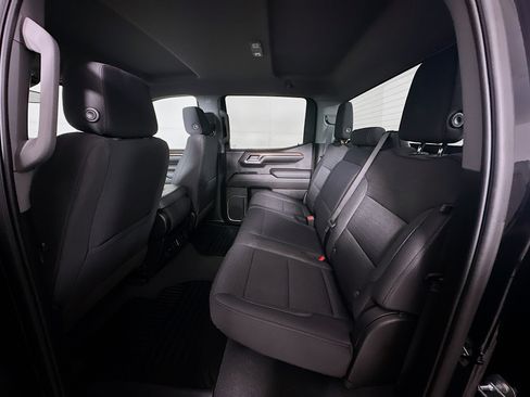 Used 2023 Chevrolet Silverado 1500 LT AWD/4WD image 26