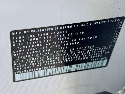 Certified 2022 Volkswagen Taos SE w/ Panoramic Sunroof Package image 31