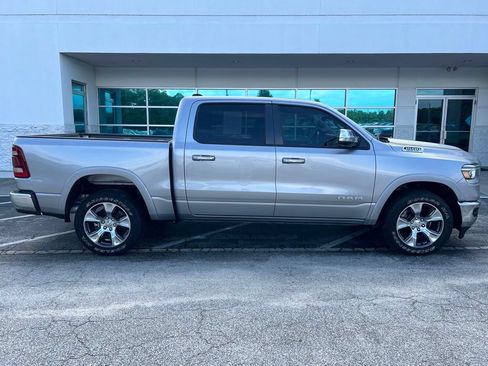 Used 2022 RAM 1500 Laramie RWD image 3