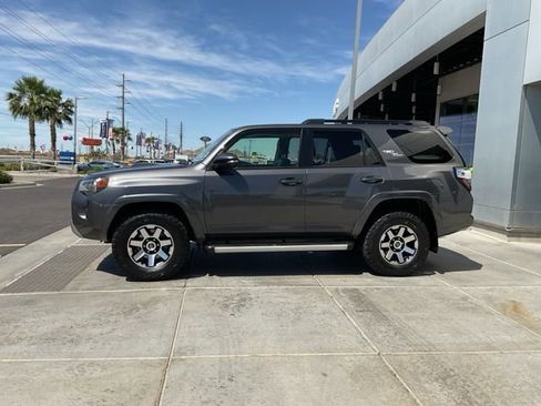 Used 2022 Toyota 4Runner TRD Off-Road Premium w/ Moonroof Package image 4