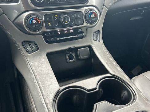 Used 2020 Chevrolet Tahoe LT image 17