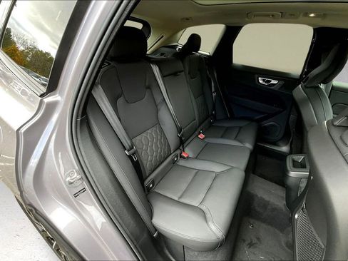 New 2026 Volvo XC60 B5 Plus w/ Protection Package Premier AWD/4WD image 9