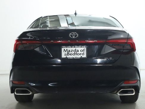 Used 2019 Toyota Avalon XLE w/ Moonroof Package image 43