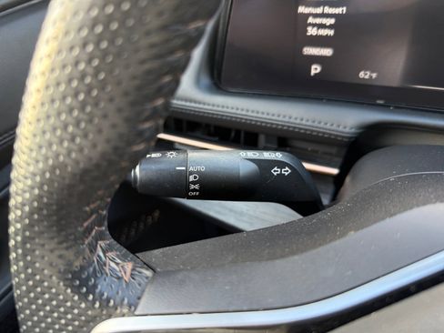 Used 2023 Nissan Ariya AWD image 17