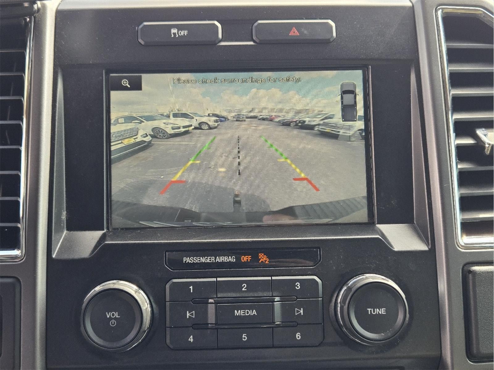 Used 2015 Ford F150 XLT w/ Equipment Group 302A Luxury AWD/4WD image 16