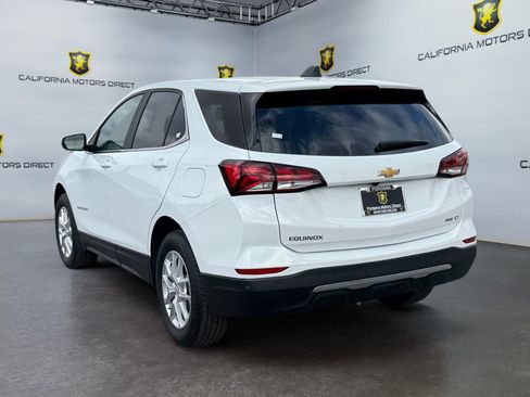 Used 2024 Chevrolet Equinox LT image 3