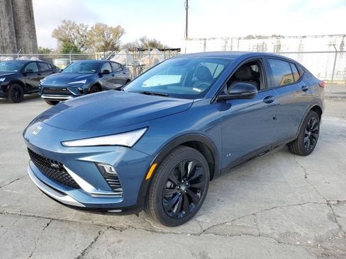 New 2026 Buick Envista Sport Touring image 3