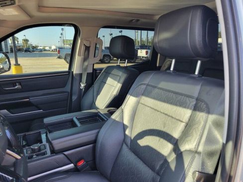 Used 2024 Toyota Tundra Limited image 11