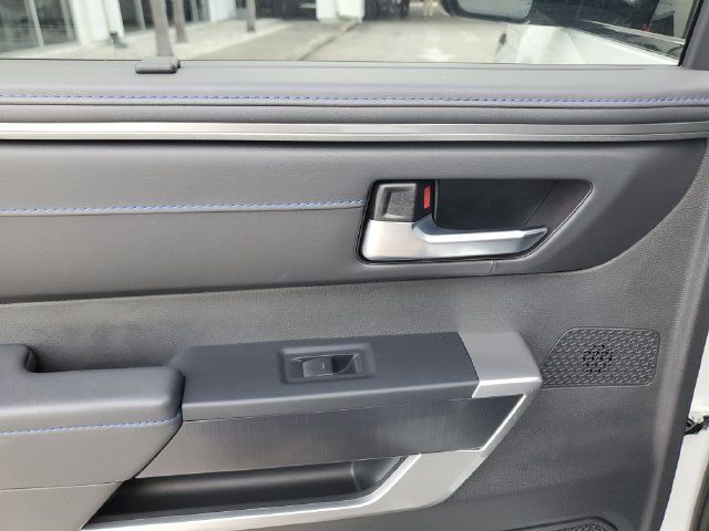 Used 2025 Toyota Sequoia Platinum AWD/4WD image 12