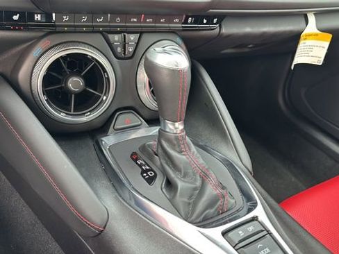 Certified 2023 Chevrolet Camaro LT w/ Technology Package image 27