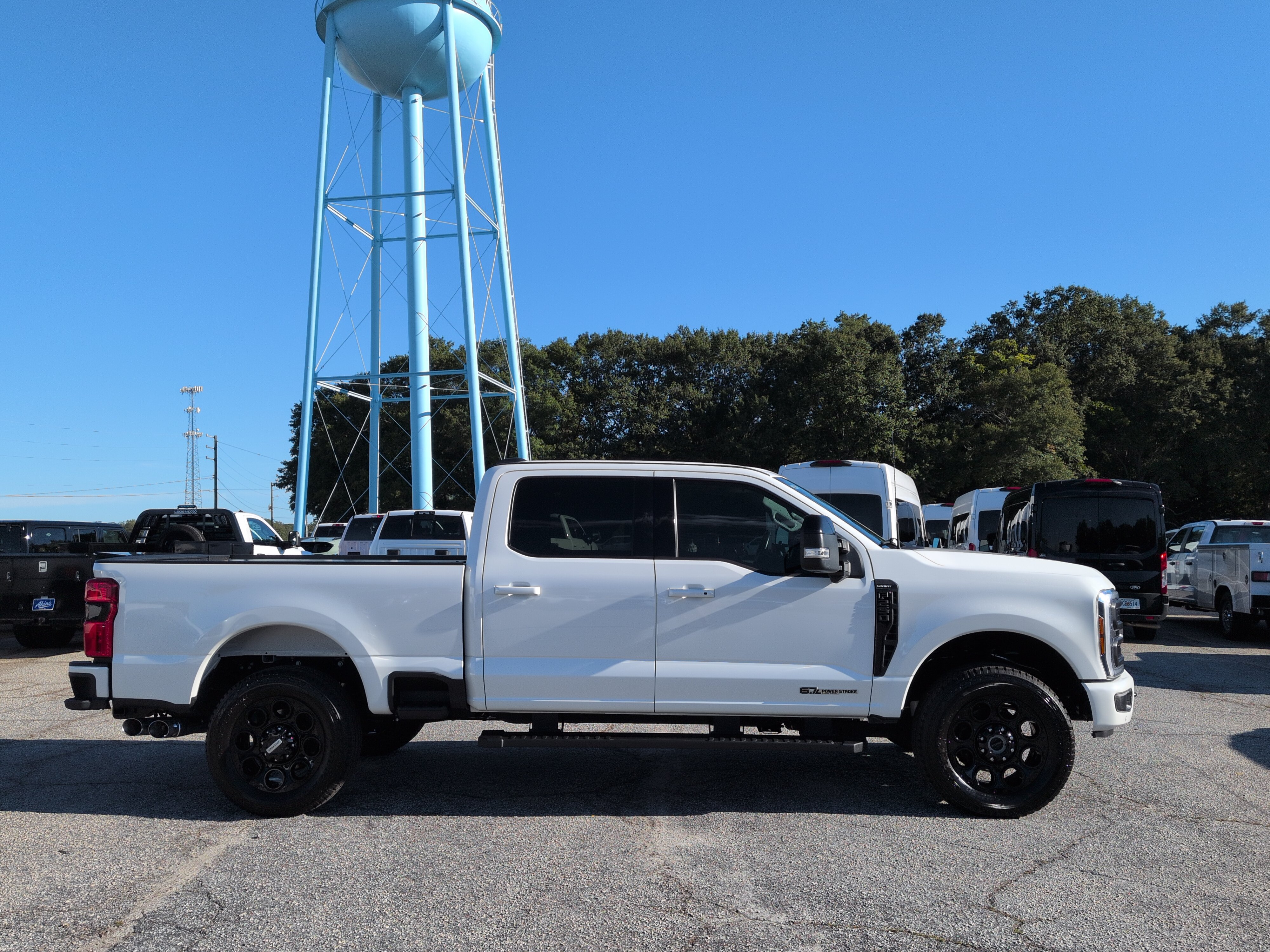 Certified 2024 Ford F250 Lariat w/ Lariat Ultimate Package AWD/4WD image 2