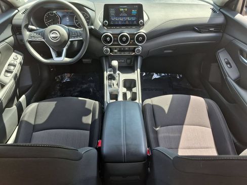 Used 2025 Nissan Sentra SV FWD image 25