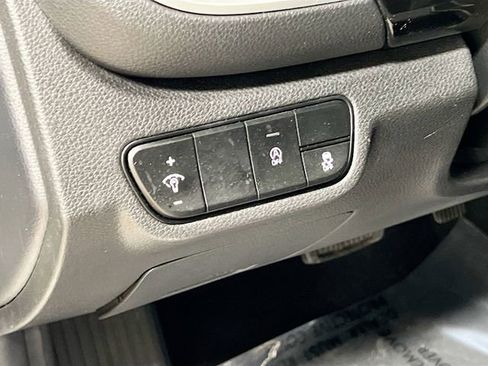 Certified 2024 Kia Seltos S image 10