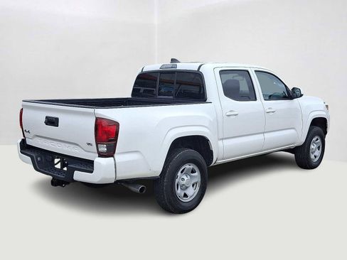 Certified 2022 Toyota Tacoma SR image 6