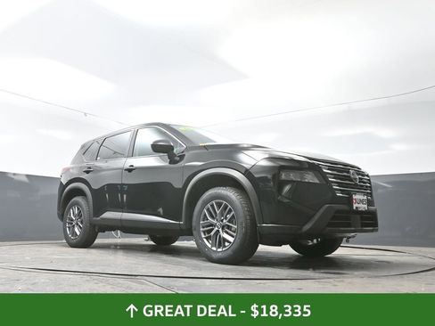 Used 2024 Nissan Rogue S image 27