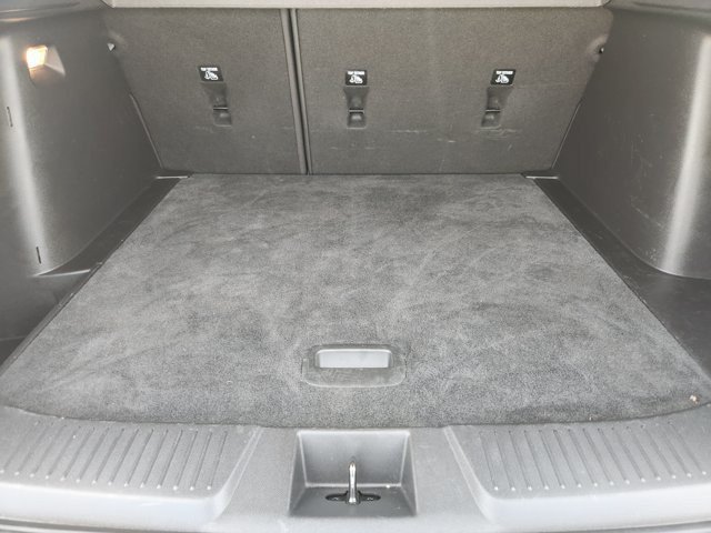 Used 2024 Chevrolet Trax RS w/ Sunroof Package FWD image 32