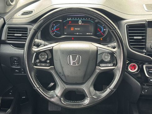 Used 2020 Honda Pilot Touring image 26