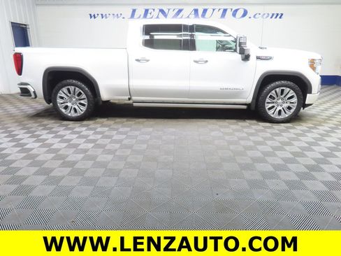 Used 2020 GMC Sierra 1500 Denali w/ Denali Ultimate Package AWD/4WD image 2