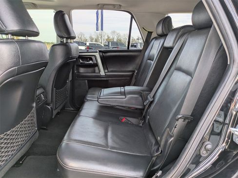 Used 2019 Toyota 4Runner Limited image 14