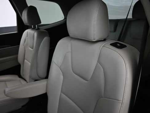 Used 2021 Kia Telluride S image 32