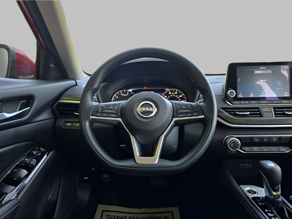 Used 2023 Nissan Altima 2.5 SV FWD image 17