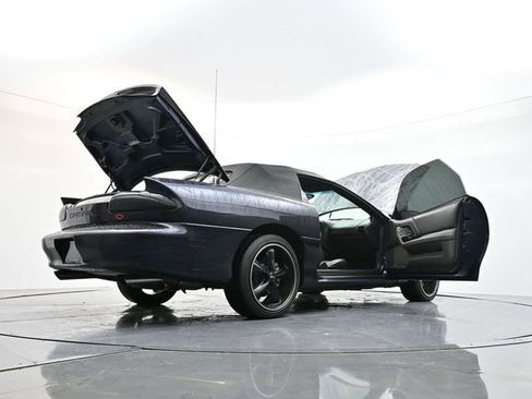 Used 2002 Chevrolet Camaro Z28 image 48