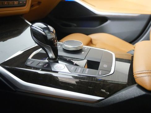 Used 2019 BMW 330i Sedan image 25