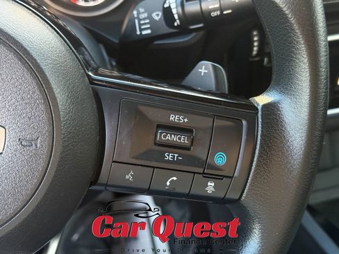 Used 2021 Nissan Rogue SV AWD/4WD image 31