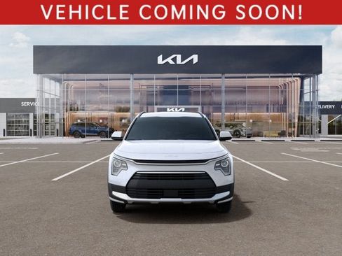New 2026 Kia Niro EX FWD image 2