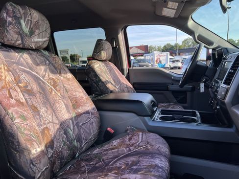 Used 2021 Ford F250 XLT w/ XLT Premium Package AWD/4WD image 26