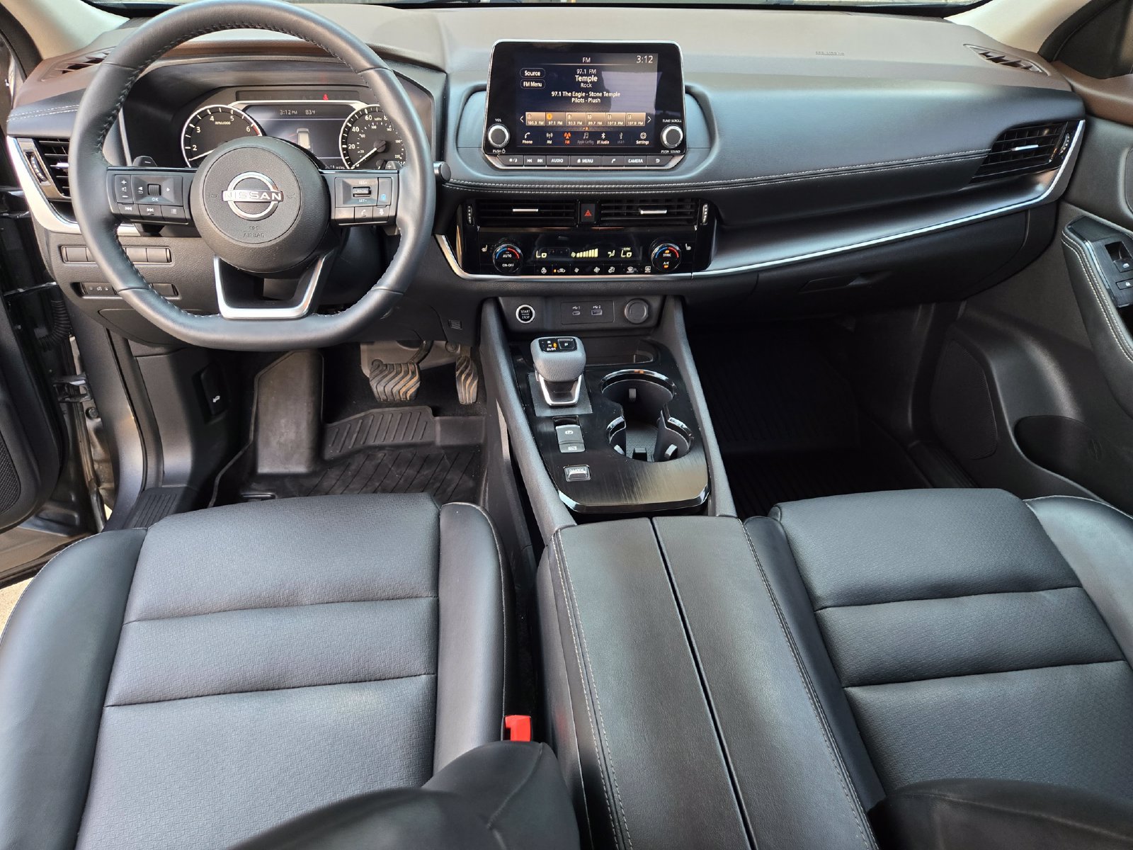Used 2022 Nissan Rogue SV w/ SV Premium Package FWD image 8