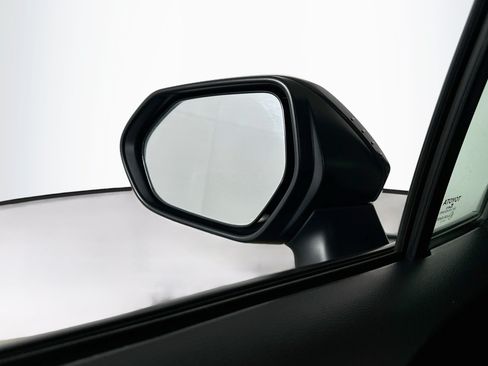 Used 2025 Toyota Corolla LE FWD image 16