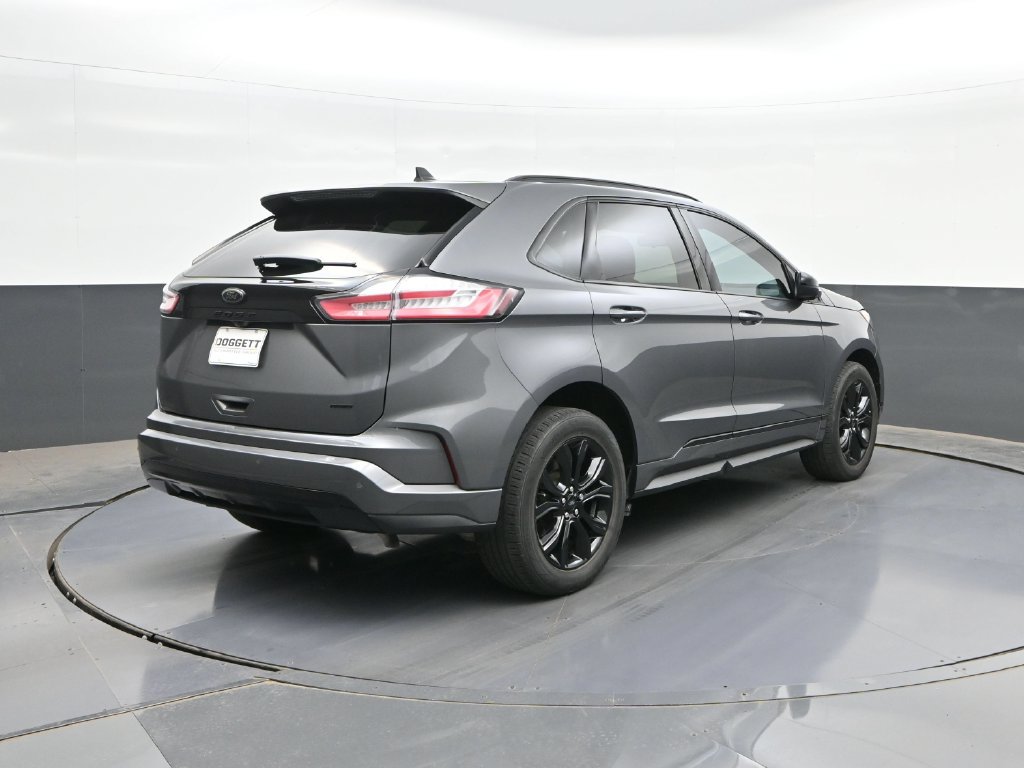 Used 2024 Ford Edge SE w/ Black Appearance Package AWD/4WD image 10