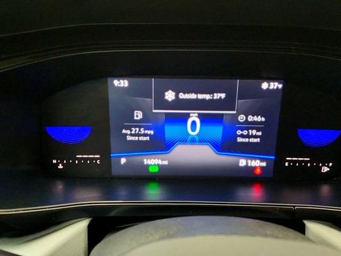 Used 2022 Volkswagen Taos S image 14