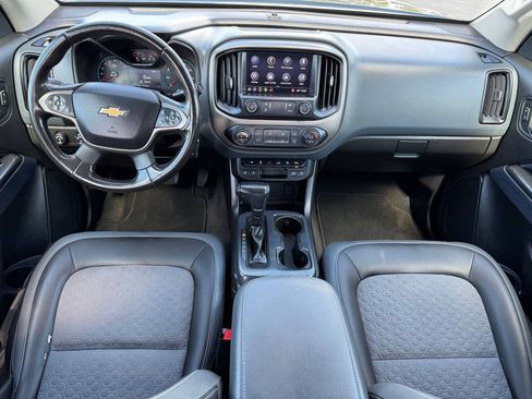 Used 2020 Chevrolet Colorado Z71 AWD/4WD image 26