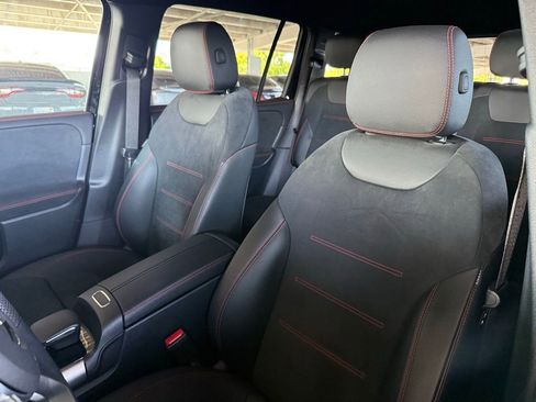 Certified 2022 Mercedes-Benz GLB 250 image 3