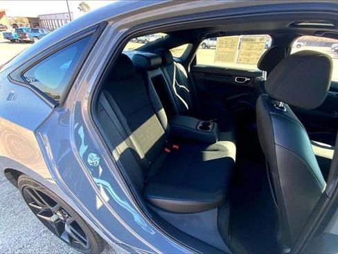Used 2025 Honda Civic Sport image 27