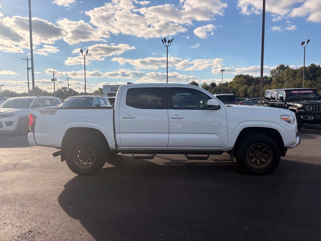 Used 2023 Toyota Tacoma SR w/ SR Convenience Package RWD image 9