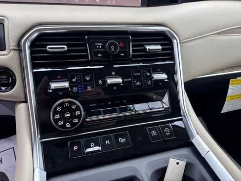New 2026 Nissan Armada Platinum Reserve AWD/4WD image 18