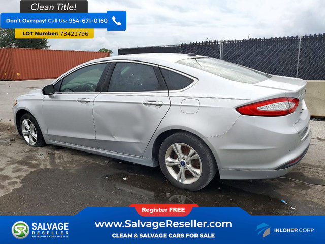 Used 2016 Ford Fusion SE w/ Equipment Group 202A FWD image 3