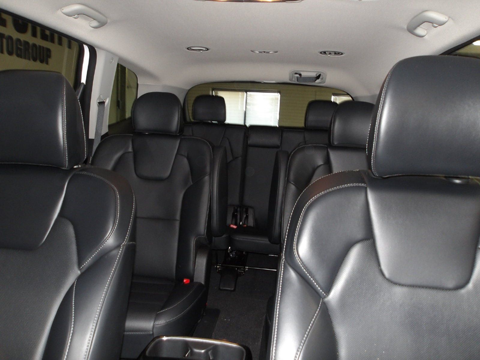 Used 2024 Kia Telluride S AWD/4WD image 12