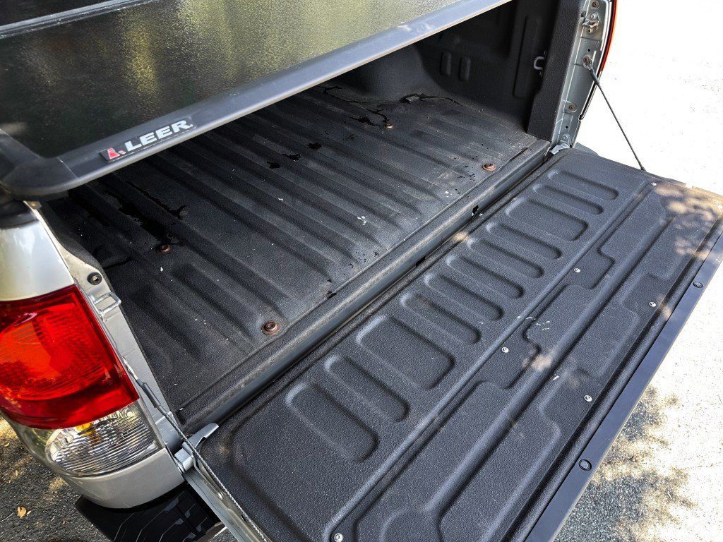 Used 2009 Toyota Tundra SR5 AWD/4WD image 23