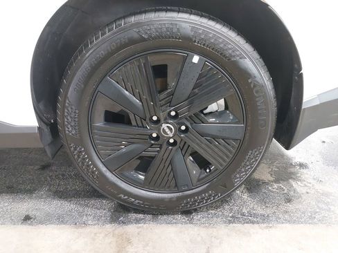 Certified 2025 Nissan Murano SV w/ Cargo Package image 34