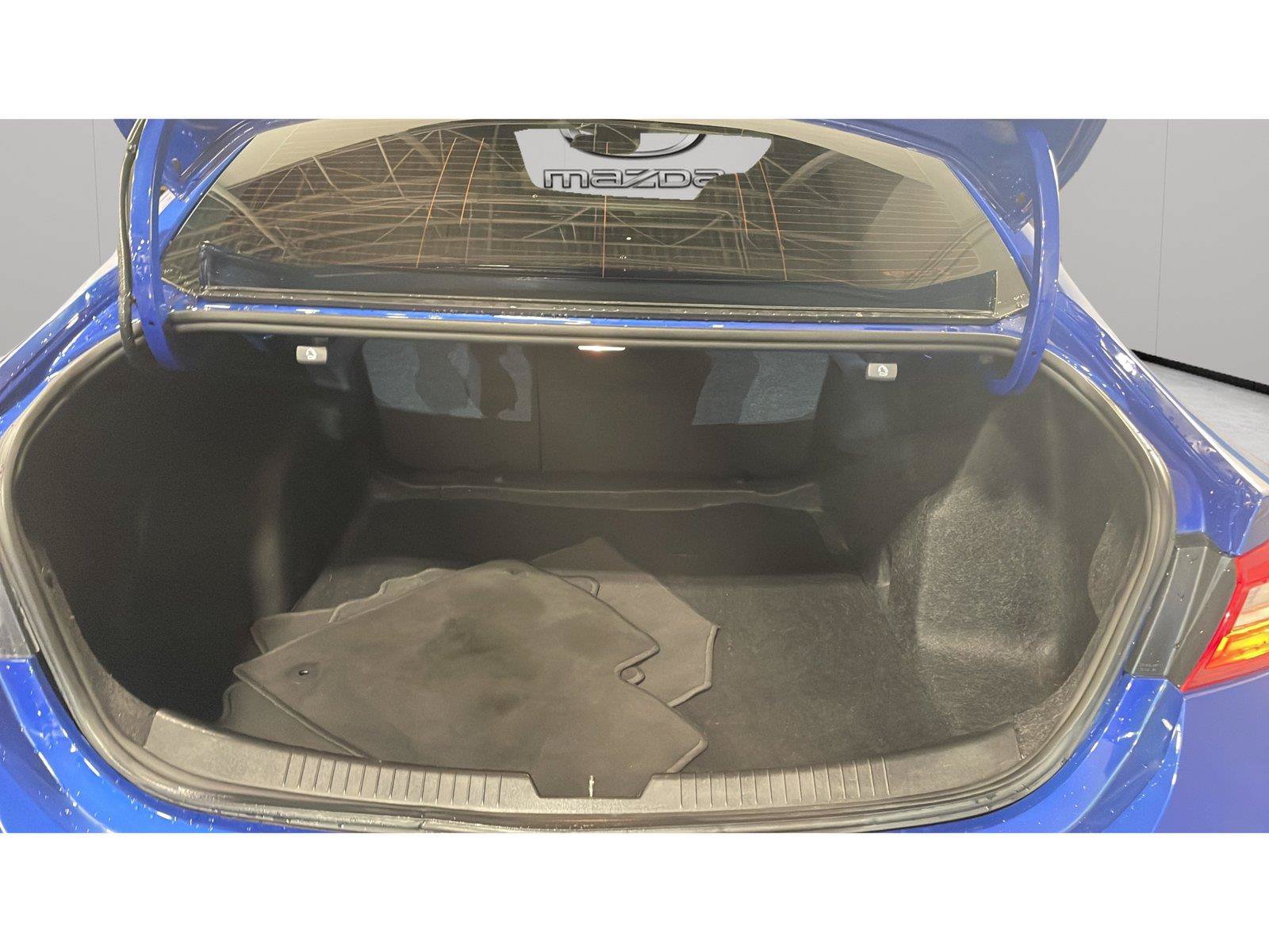 Used 2023 Chevrolet Malibu LS FWD image 12