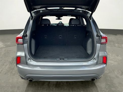 Used 2024 Ford Escape ST-Line w/ Cold Weather Package image 19