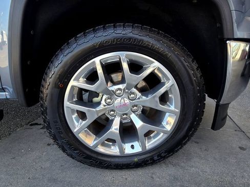 Used 2015 GMC Sierra 1500 SLT w/ SLT Crew Cab Value Package RWD image 32