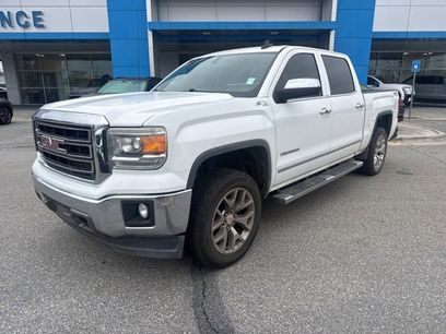 Used 2015 GMC Sierra 1500 SLT w/ SLT Crew Cab Value Package